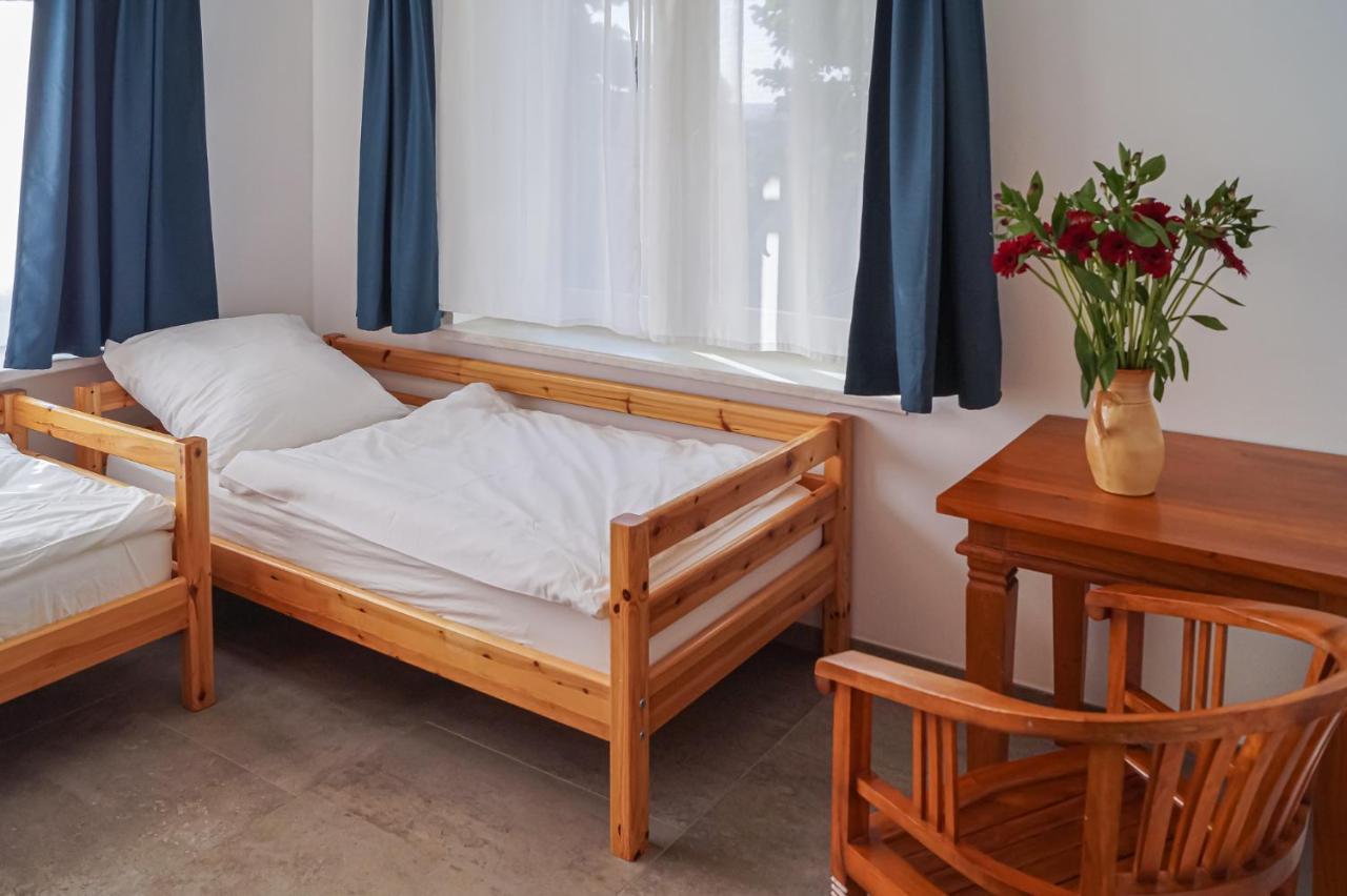 Apartamento Ferien Unnern Appelboom Gross Kordshagen Exterior foto
