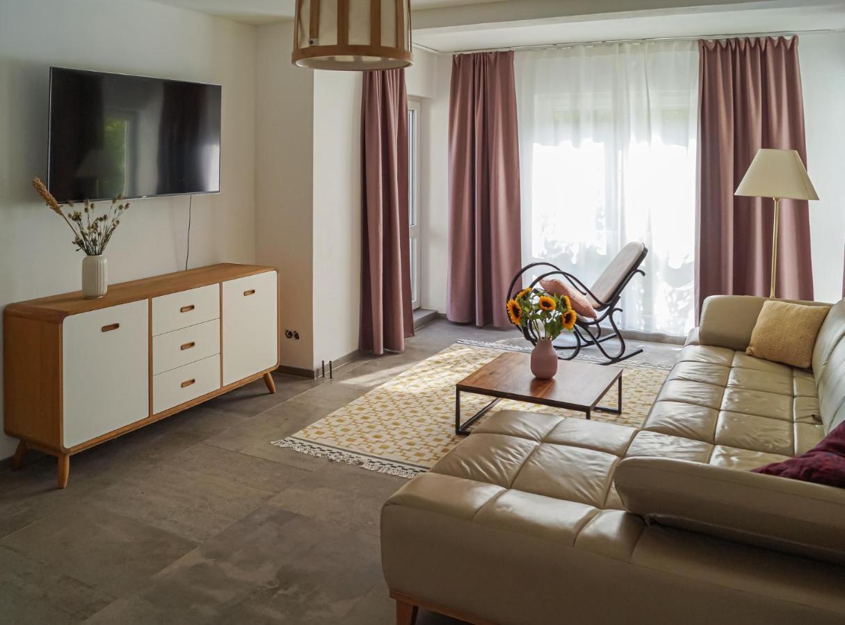 Apartamento Ferien Unnern Appelboom Gross Kordshagen Exterior foto