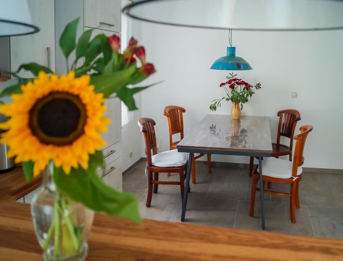 Apartamento Ferien Unnern Appelboom Gross Kordshagen Exterior foto